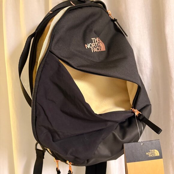 NEW The North Face Isabella Sling Bag – Black Light – 9L Tablet Pocket NWT main image 5